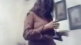 ছোট মাই, তেল, সেক্সি ...