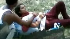 বড় সুন্দরী মহিলা বা ...