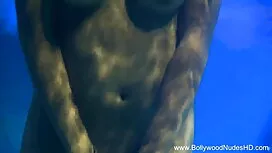 সেলমা পাপের-মিথ্যা প ...