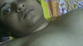 মিয়া ভ্যালিস তরুক্ষ ...